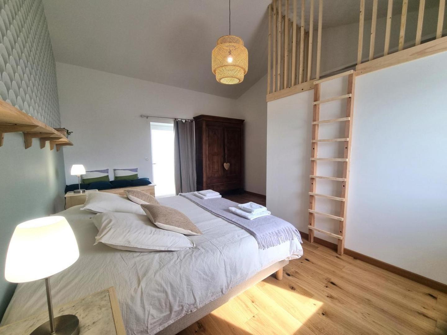 La Ferme Des Galoches Bed & Breakfast Villemontais Ngoại thất bức ảnh